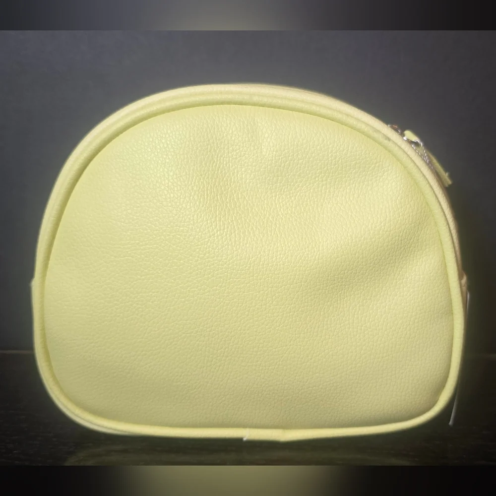 NWT Kids Sponagebob Yellow Bag